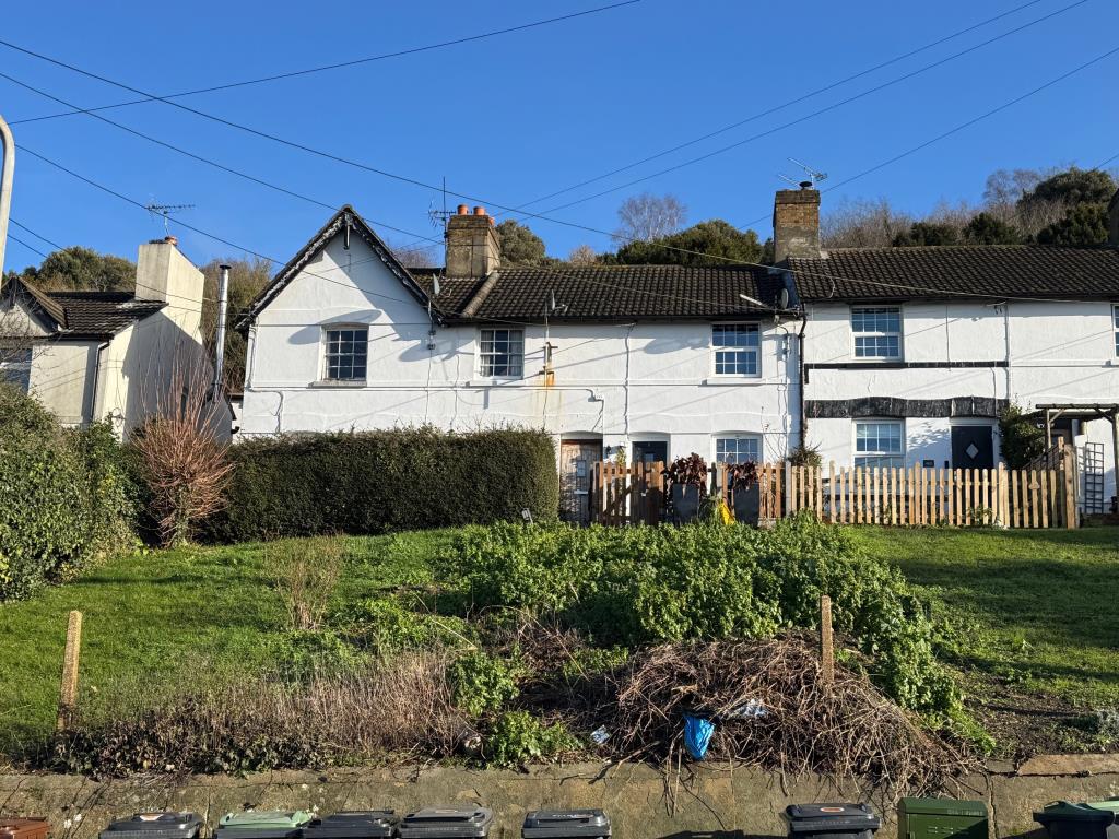 Lot: 132 - MID-TERRACE COTTAGE FOR IMPROVEMENT - View of the terrace